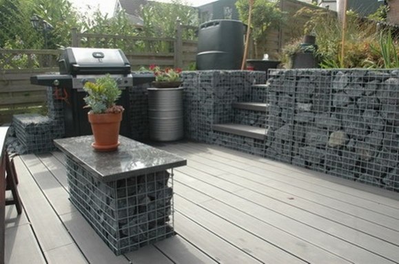 gabion wall with steps